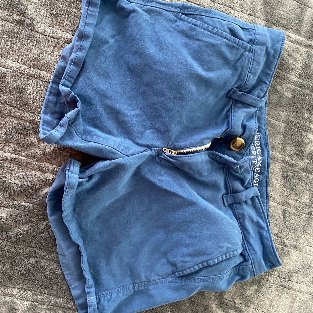 American eagle khaki - navy blue size 4